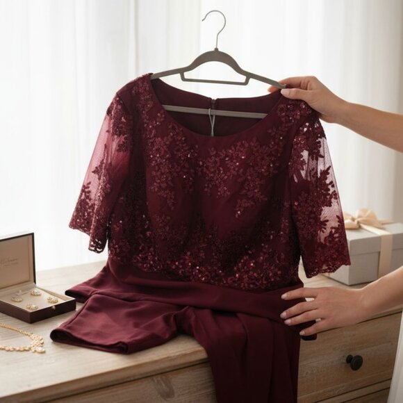 Burgundy Sequin Detail 2-Piece Set – Size 26W – New With Tags – Zipper Closure – - Picture 3 of 3